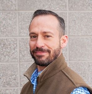 Meet your Posher, Nic